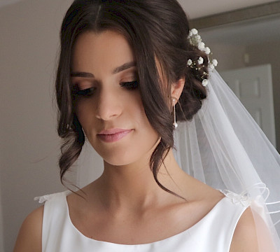 Freelance Makeup Artist, Colour Analyst & Skincare Consultant