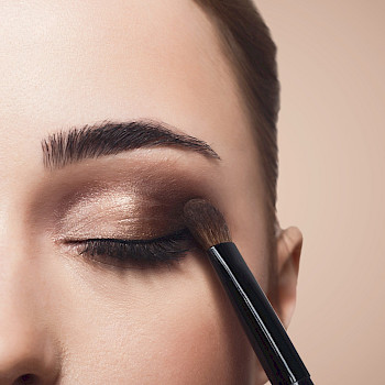 Alluring Makeup Lessons